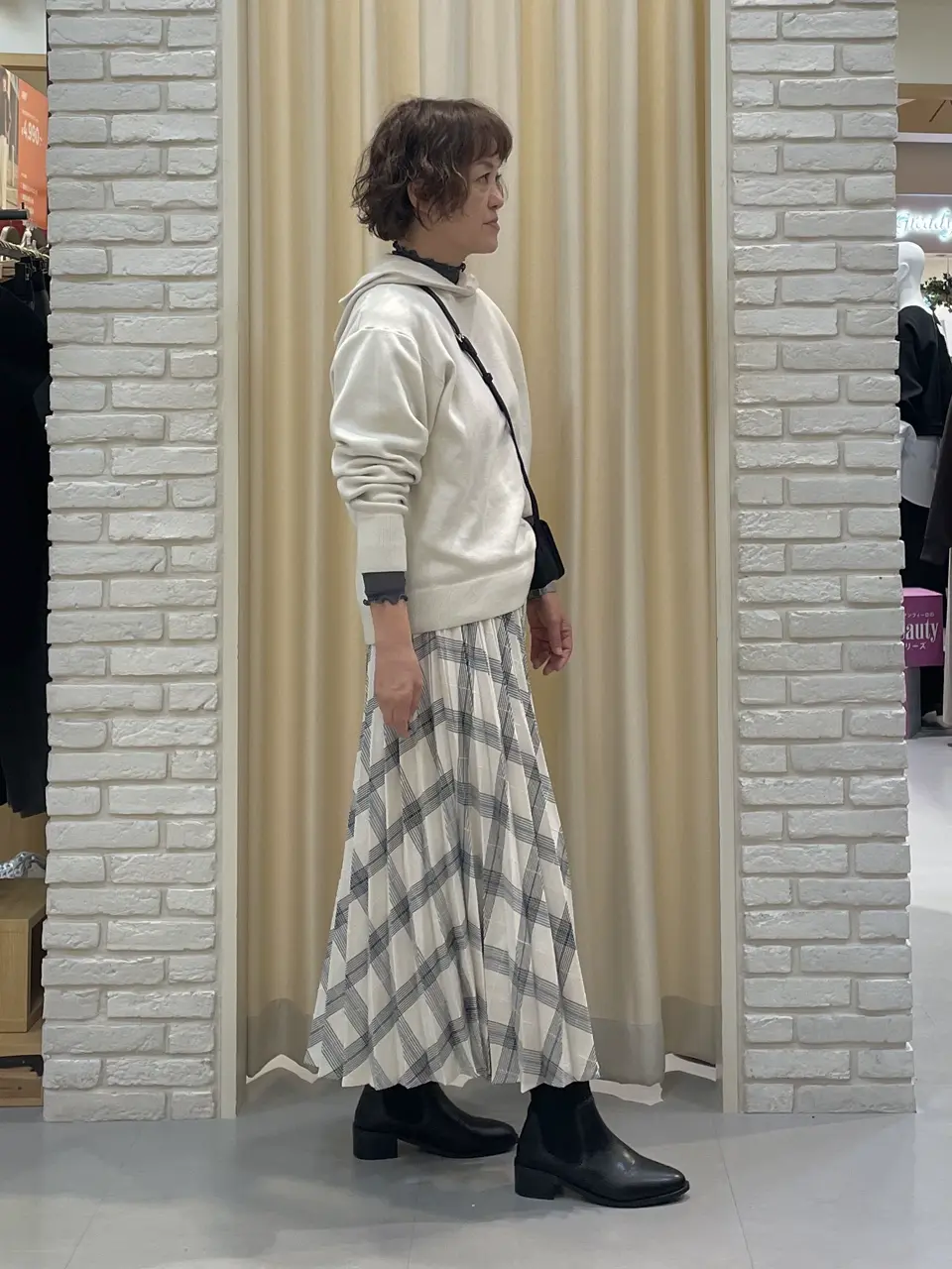 ONWARD CROSSET SELECT TSUKI コーディネート画像