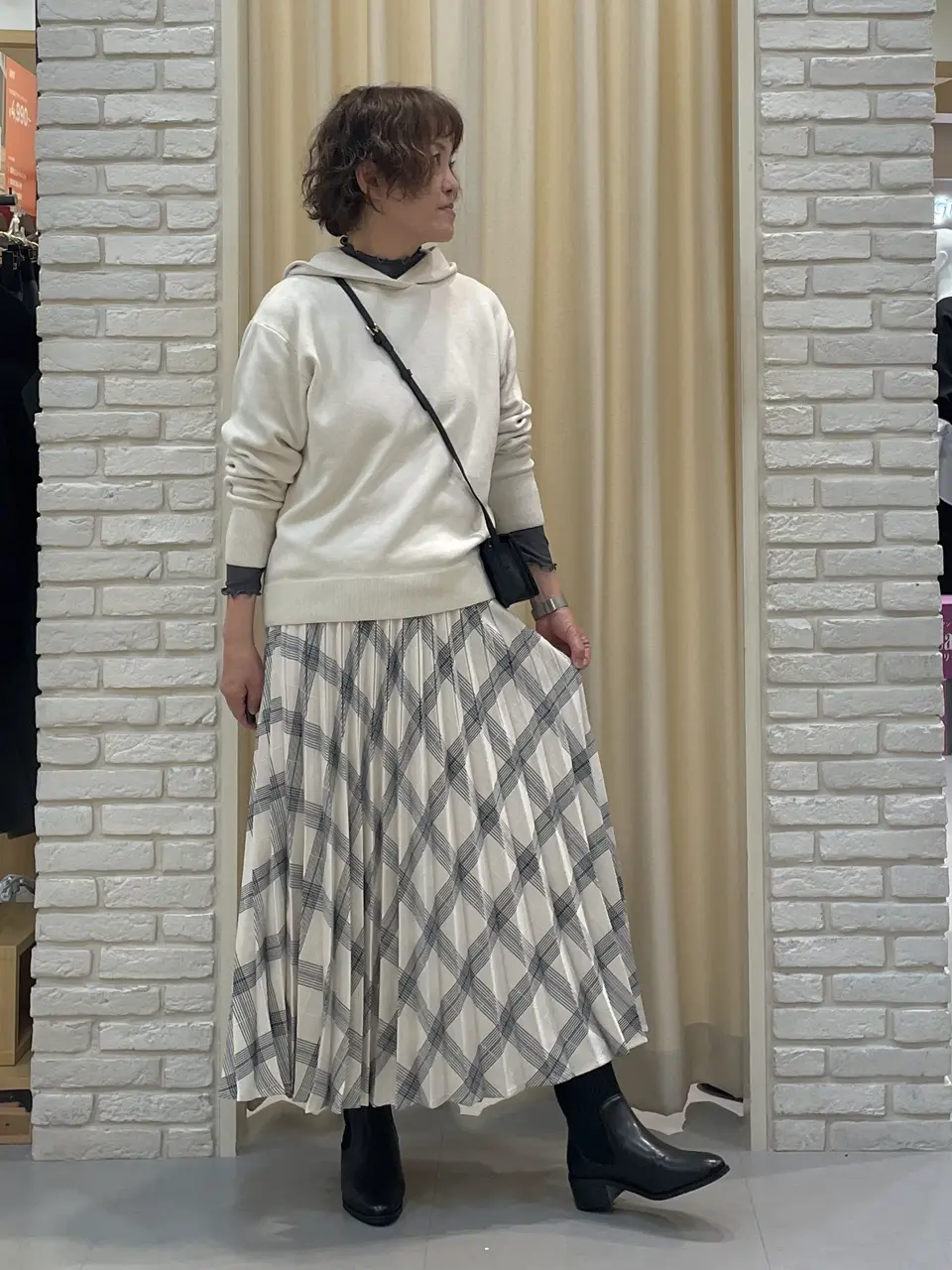 ONWARD CROSSET SELECT TSUKI コーディネート画像