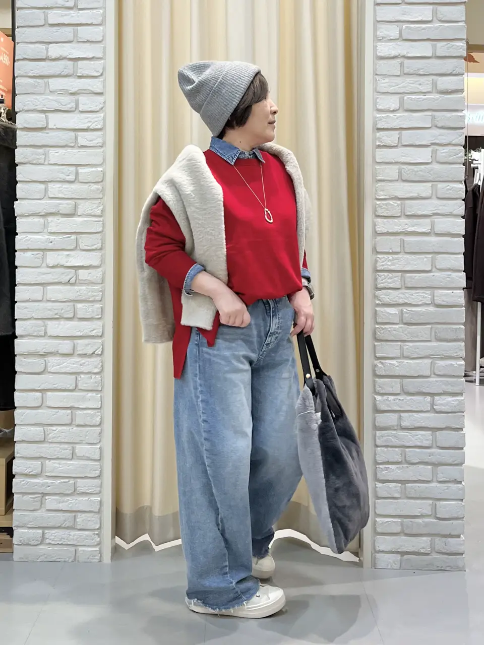 ONWARD CROSSET SELECT 吉田 コーディネート画像