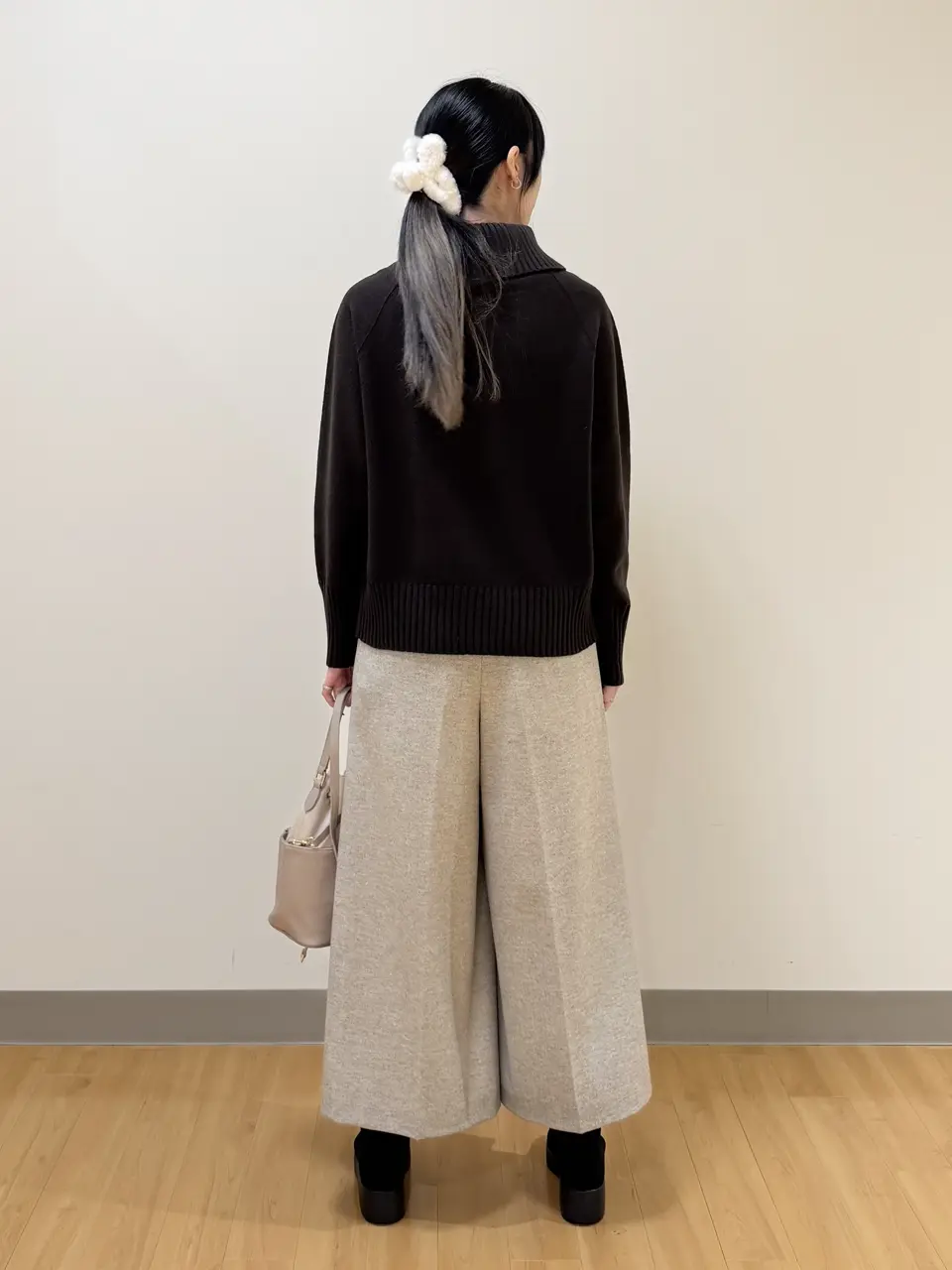 ONWARD CROSSET SELECT Aina コーディネート画像