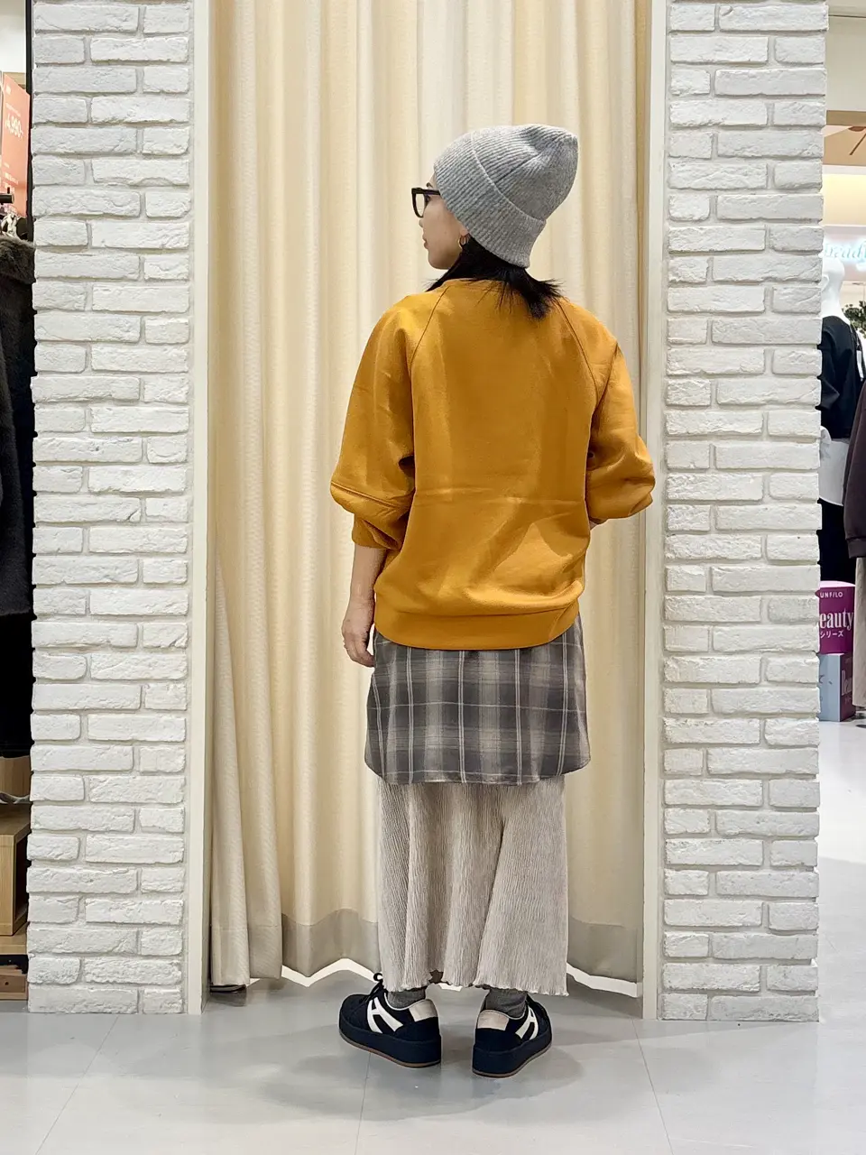 ONWARD CROSSET SELECT 服部 コーディネート画像