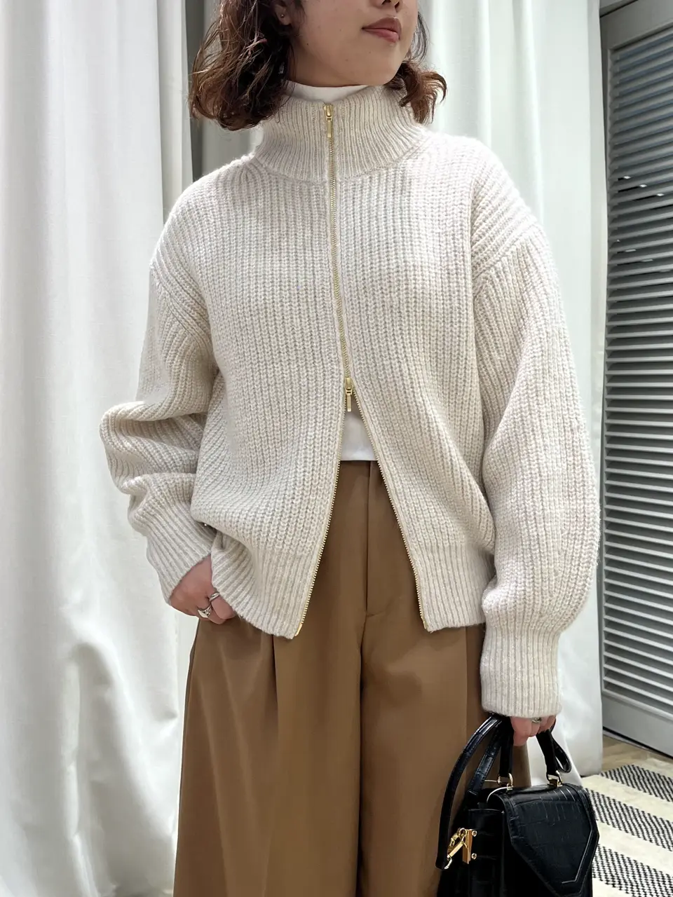 ONWARD CROSSET SELECT 伊藤 コーディネート画像