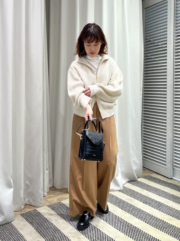 ONWARD CROSSET SELECT 伊藤 コーディネート画像