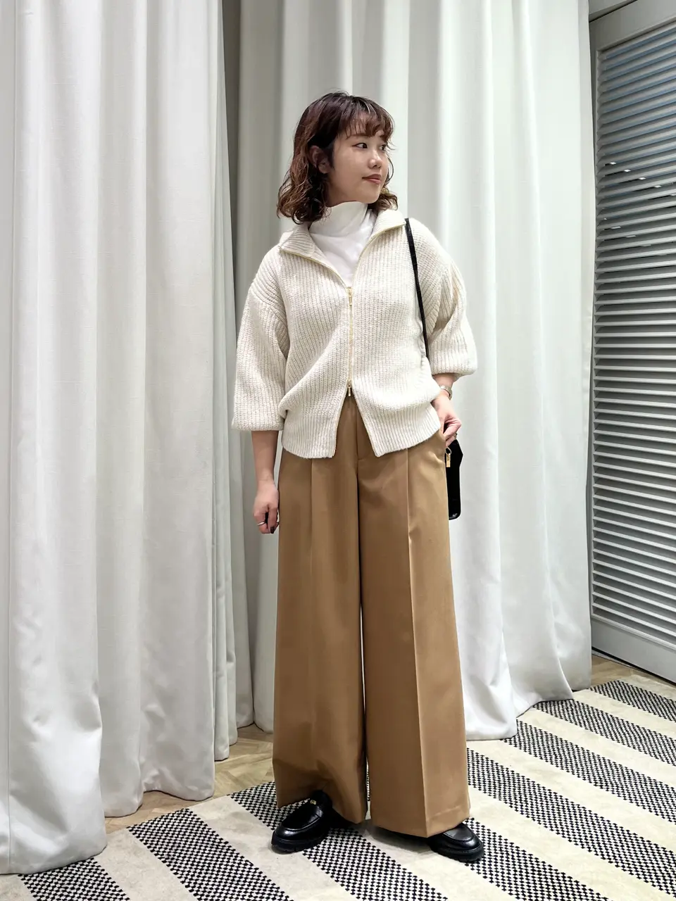 ONWARD CROSSET SELECT 伊藤 コーディネート画像