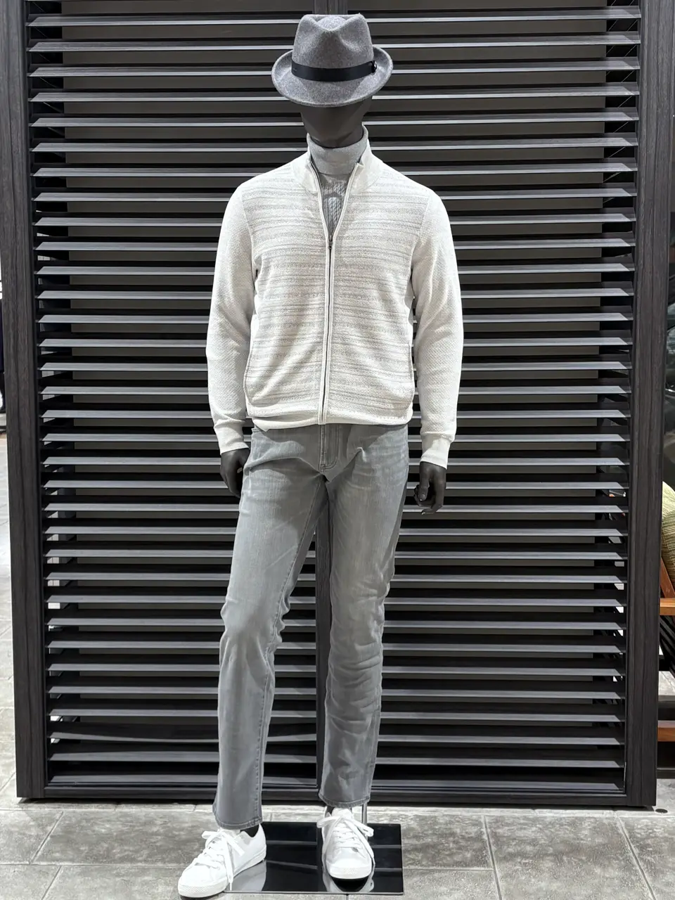 ONWARD CROSSET SELECT 柳原 コーディネート画像