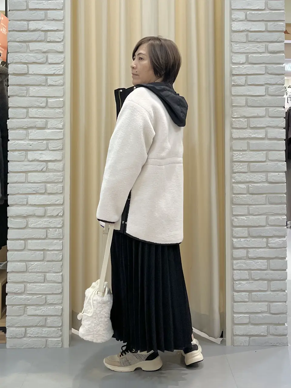 ONWARD CROSSET SELECT 吉田 コーディネート画像