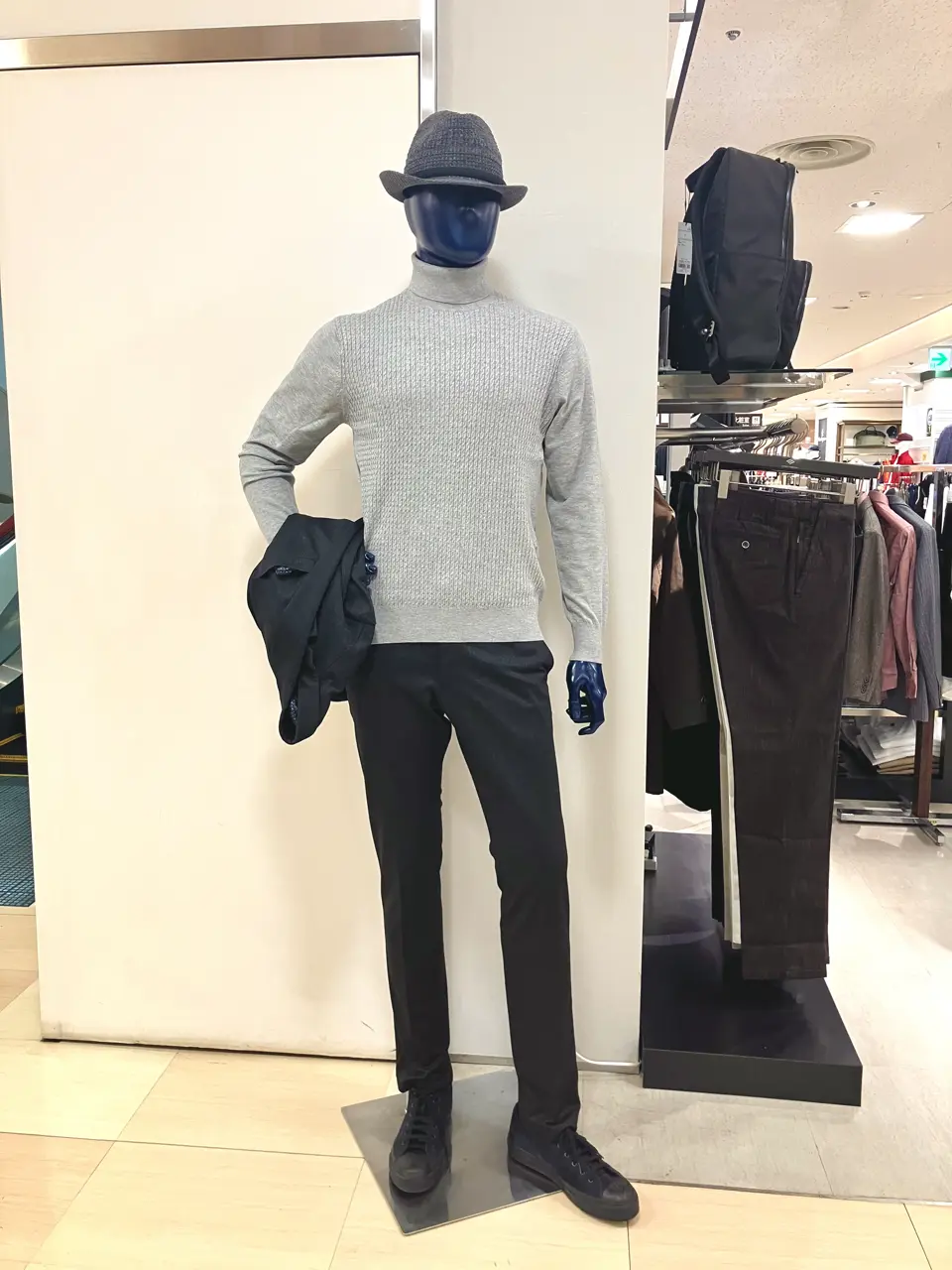 ONWARD CROSSET SELECT 斉藤 コーディネート画像