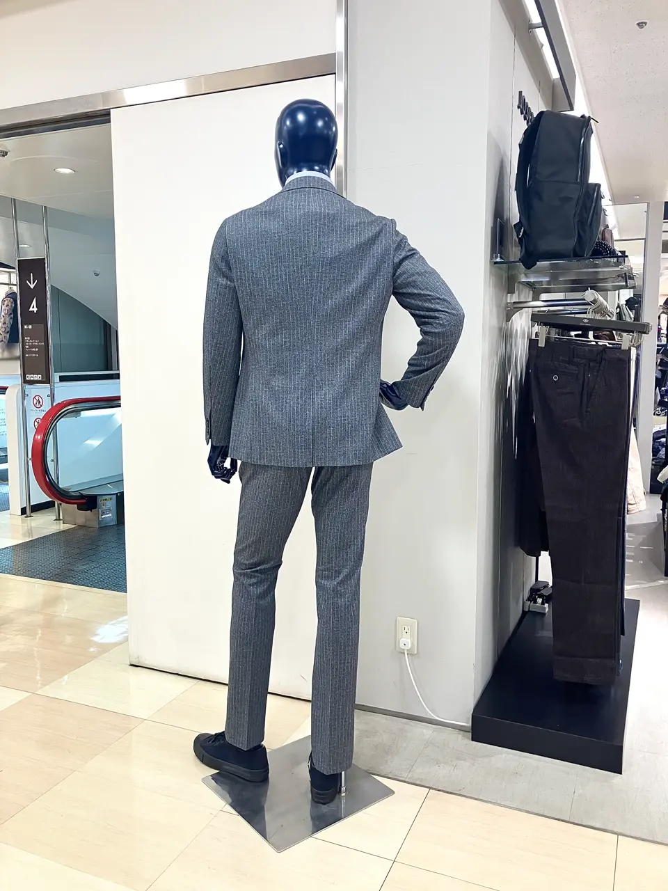 ONWARD CROSSET SELECT 斉藤 コーディネート画像