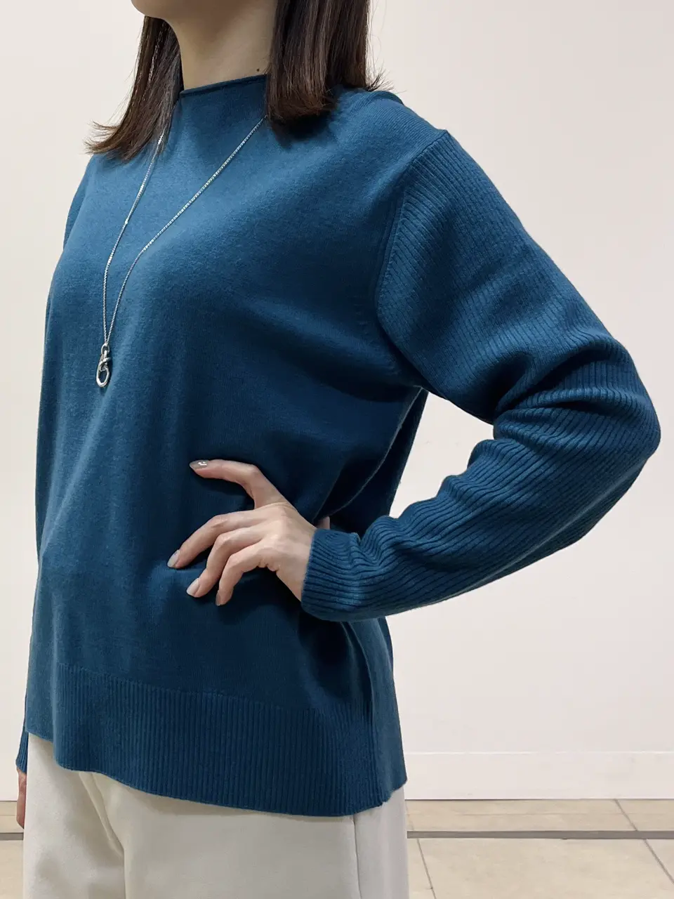 ONWARD CROSSET SELECT 金子 コーディネート画像