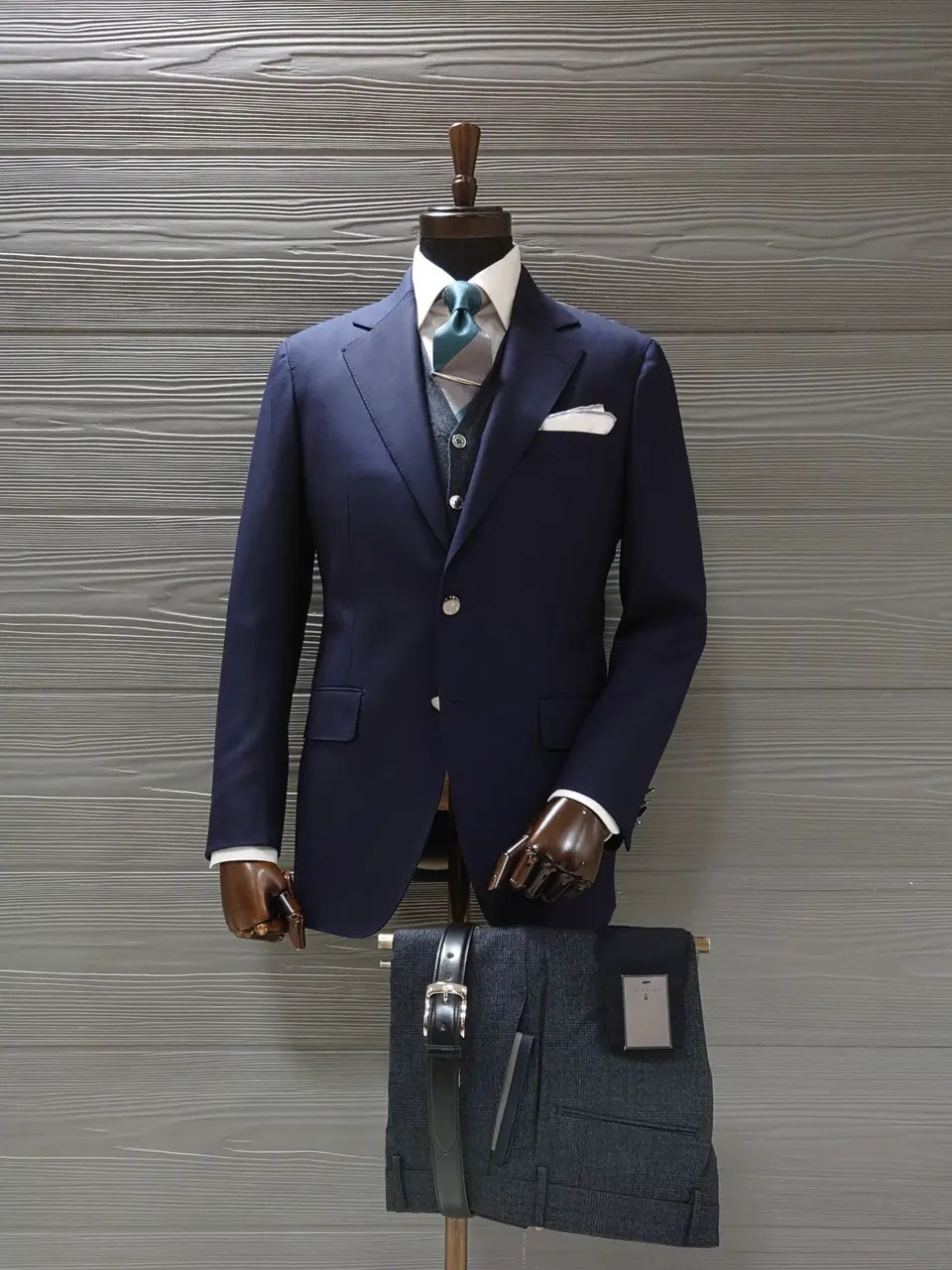 ONWARD CROSSET SELECT 八幡 コーディネート画像