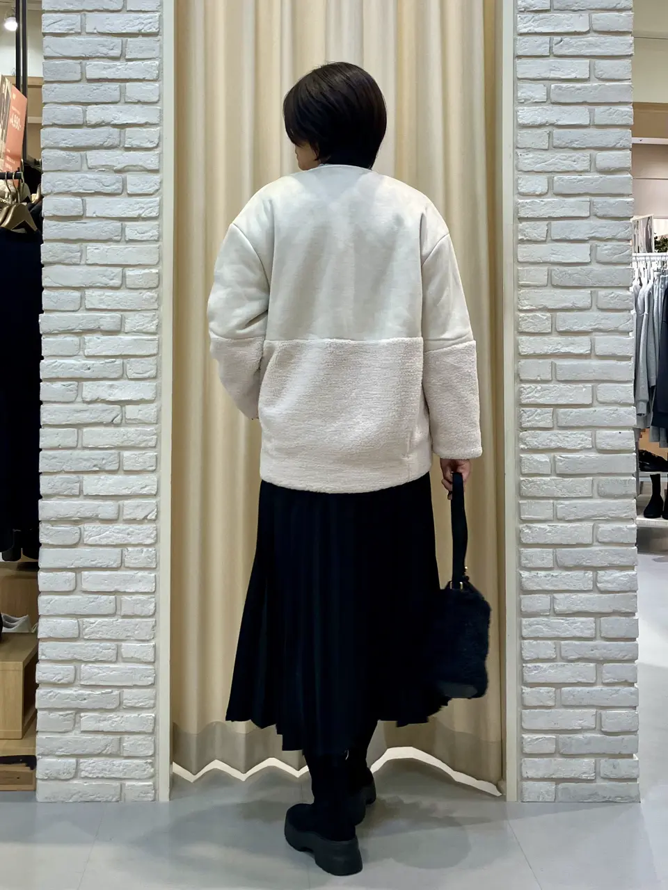 ONWARD CROSSET SELECT Tomi コーディネート画像