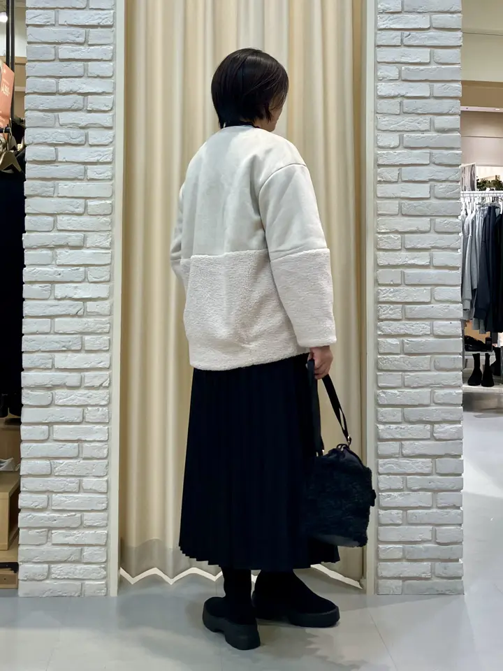 ONWARD CROSSET SELECT Tomi コーディネート画像