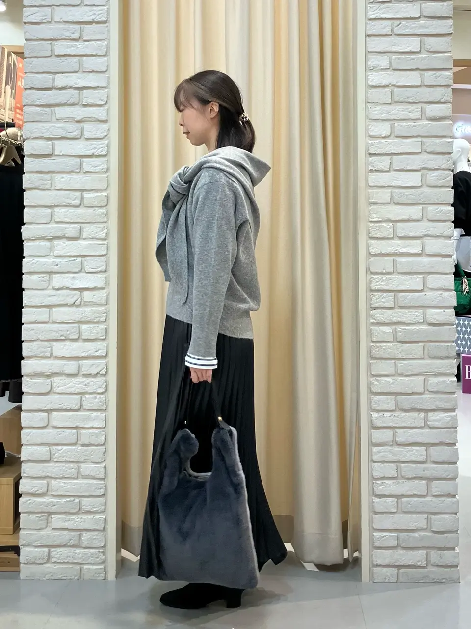 ONWARD CROSSET SELECT 檀 コーディネート画像