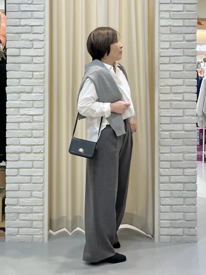 ONWARD CROSSET SELECT 吉田 コーディネート画像