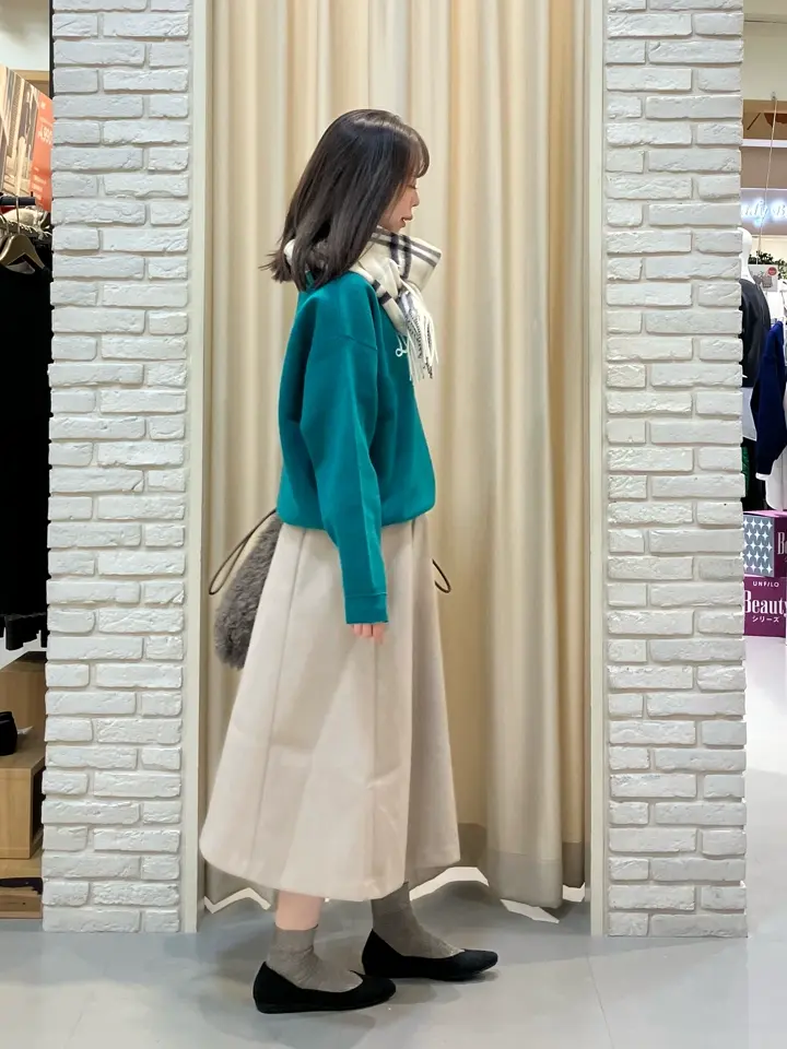 ONWARD CROSSET SELECT 檀 コーディネート画像