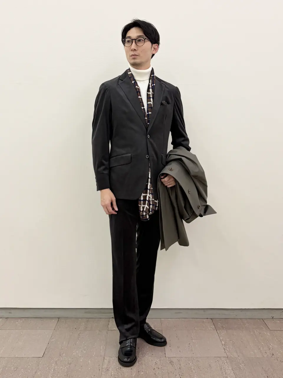 ONWARD CROSSET SELECT 藤田 コーディネート画像