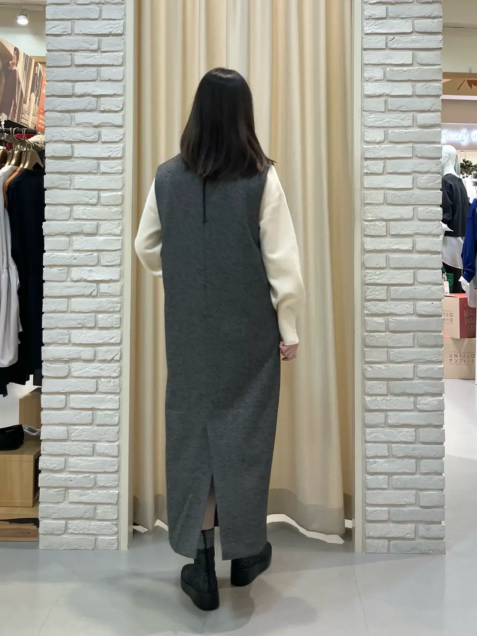 ONWARD CROSSET SELECT 檀 コーディネート画像