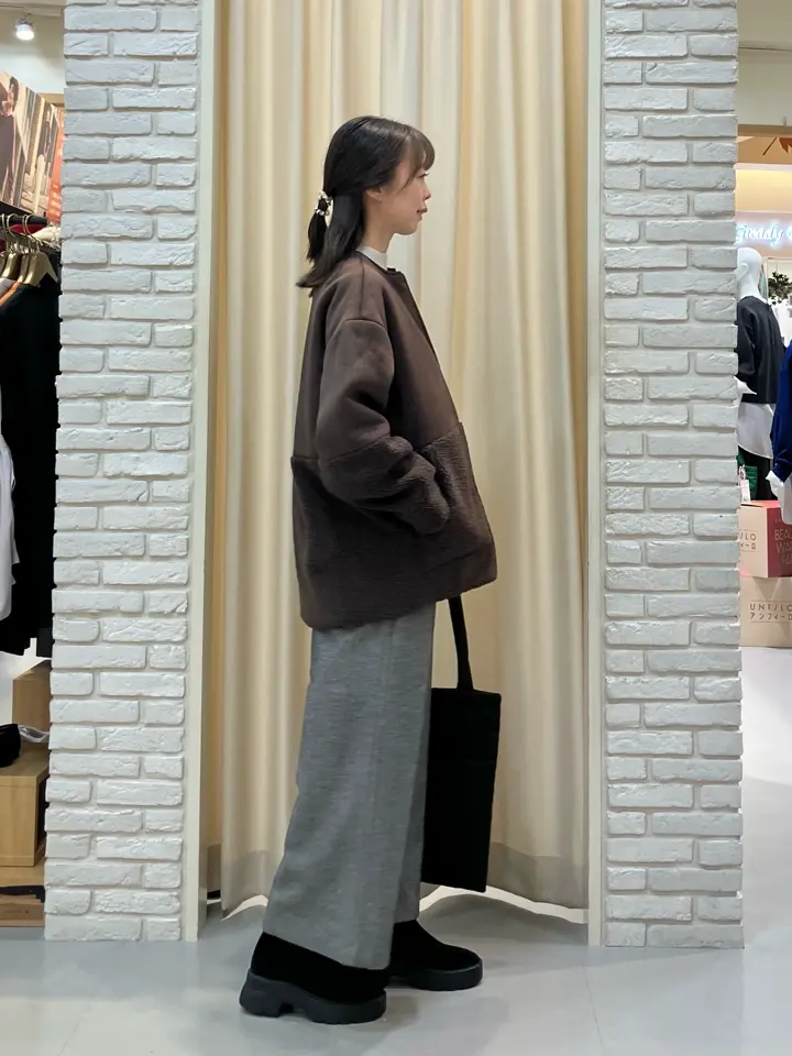 ONWARD CROSSET SELECT 檀 コーディネート画像