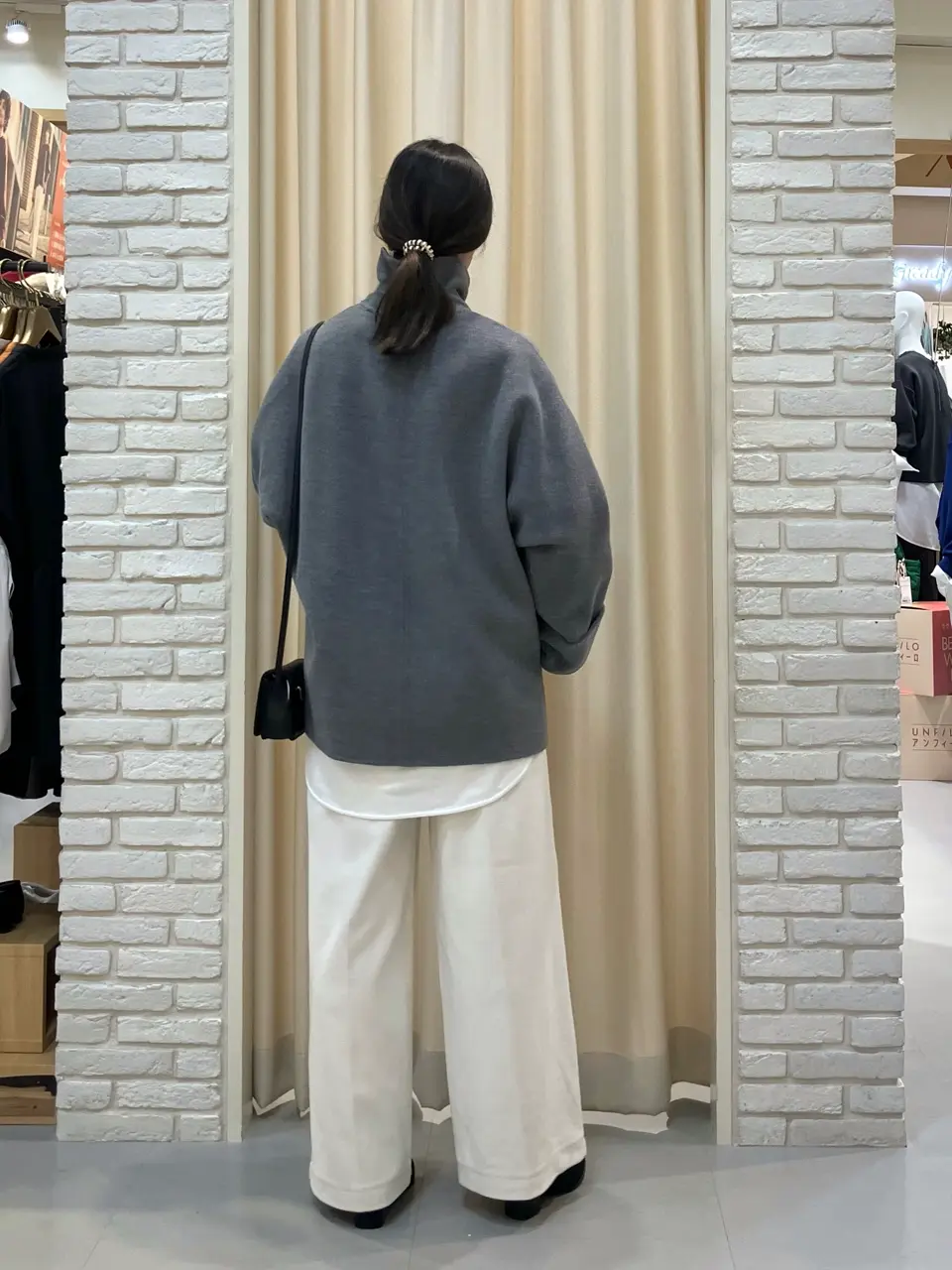 ONWARD CROSSET SELECT 檀 コーディネート画像