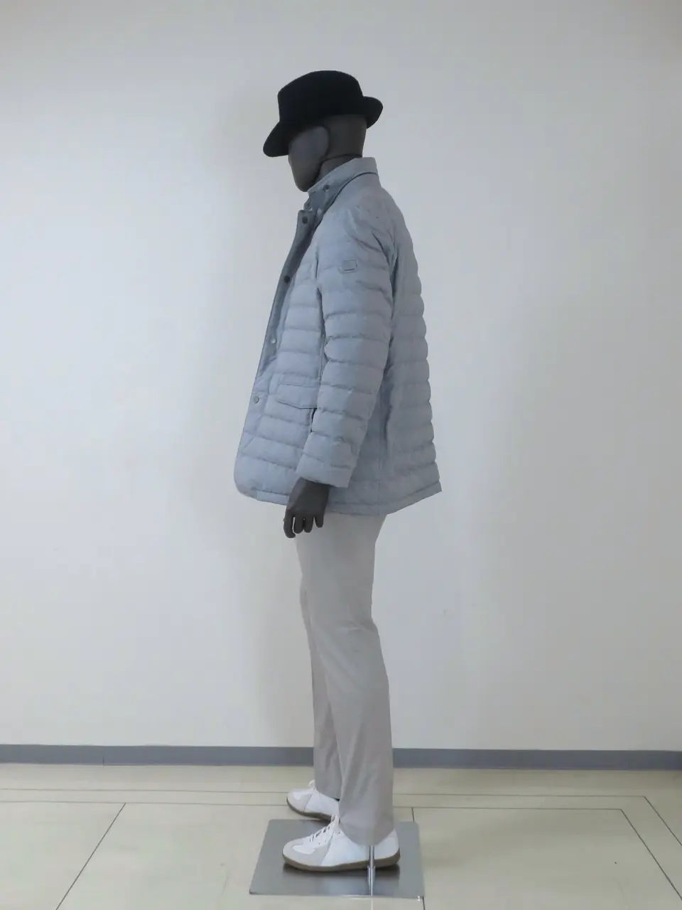 ONWARD CROSSET SELECT 岡田 コーディネート画像