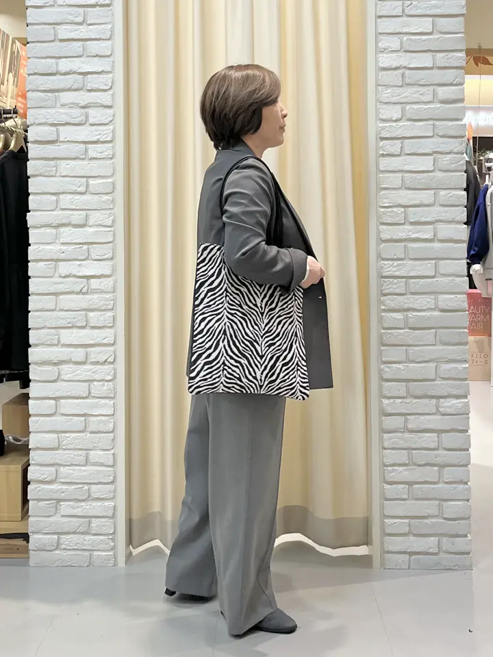 ONWARD CROSSET SELECT 吉田 コーディネート画像