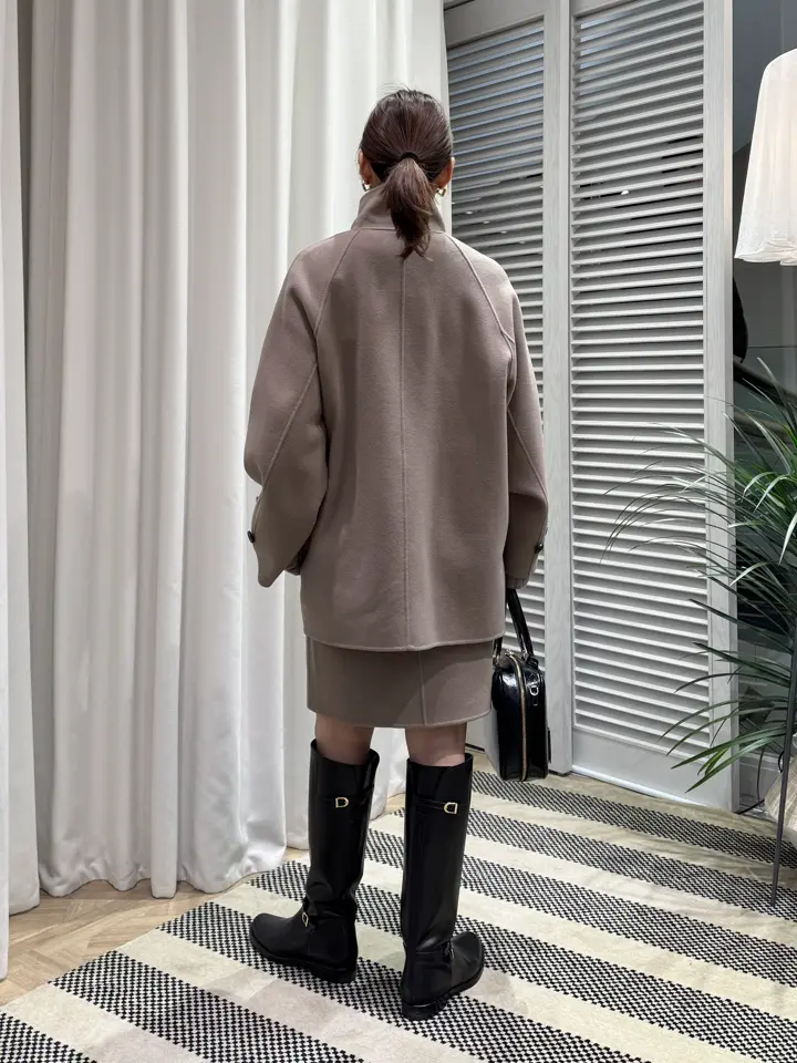 ONWARD CROSSET SELECT KURIYAMA コーディネート画像