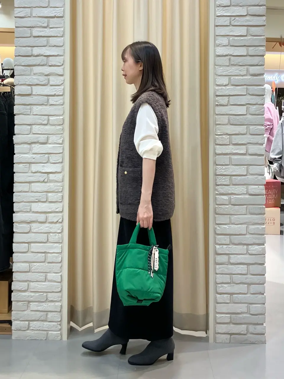 ONWARD CROSSET SELECT 檀 コーディネート画像