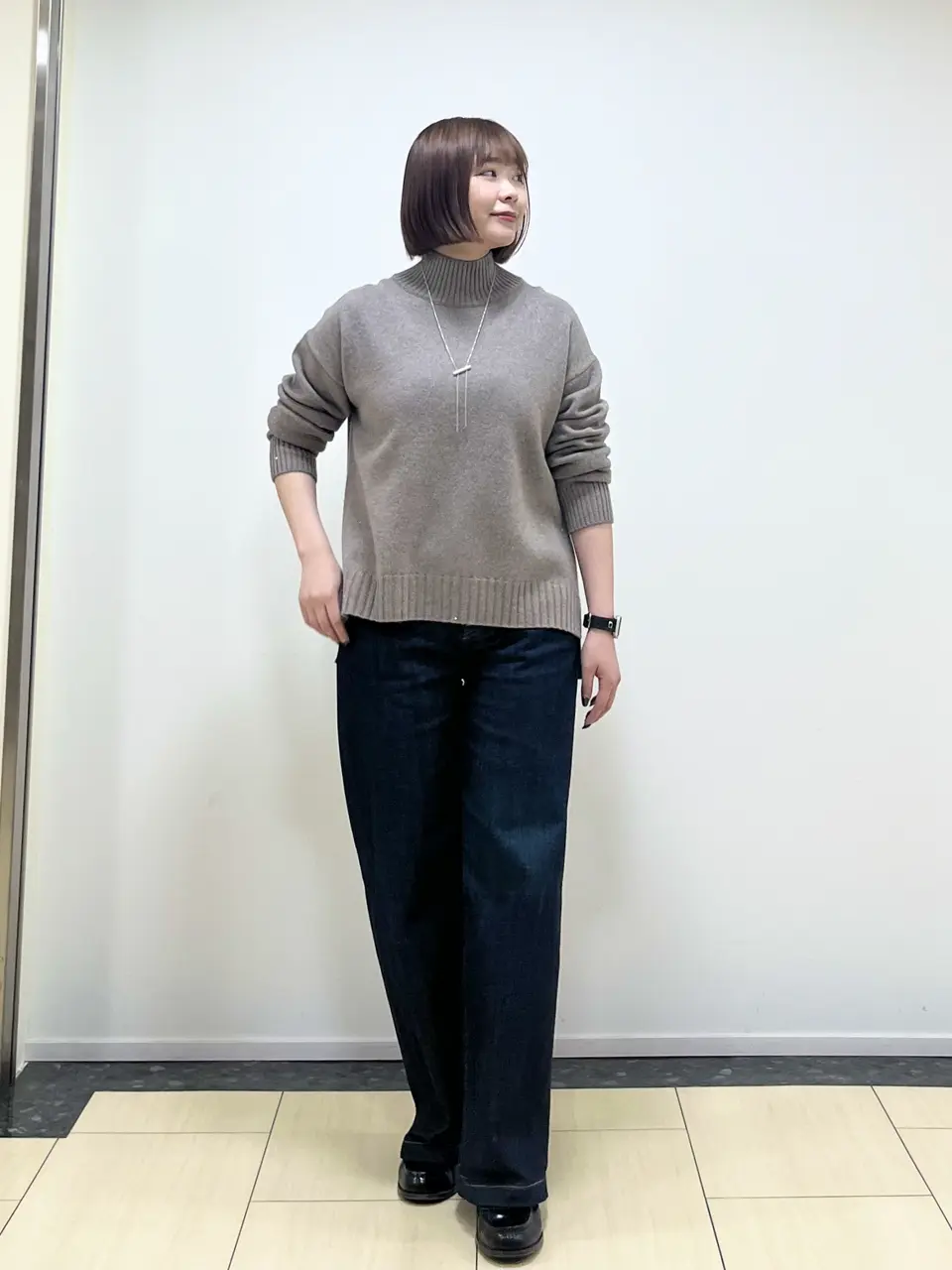  スタッフT コーディネート画像