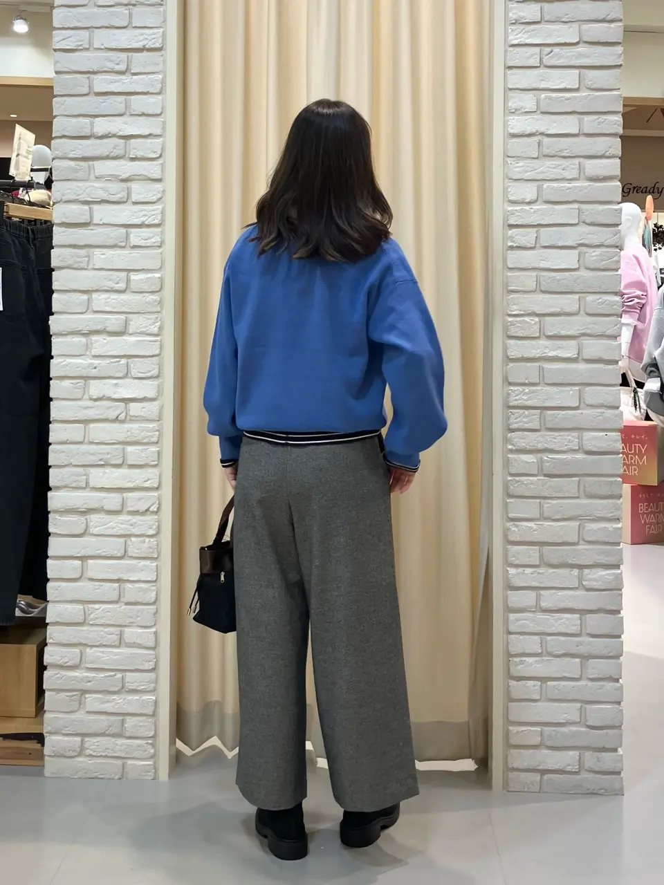 ONWARD CROSSET SELECT 檀 コーディネート画像