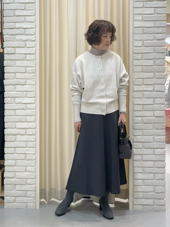 ONWARD CROSSET SELECT TSUKI コーディネート画像