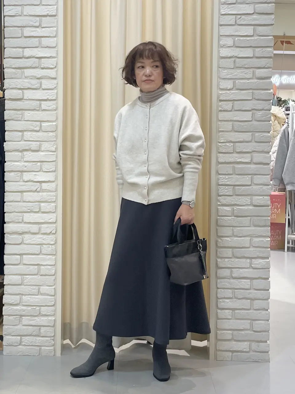 ONWARD CROSSET SELECT TSUKI コーディネート画像