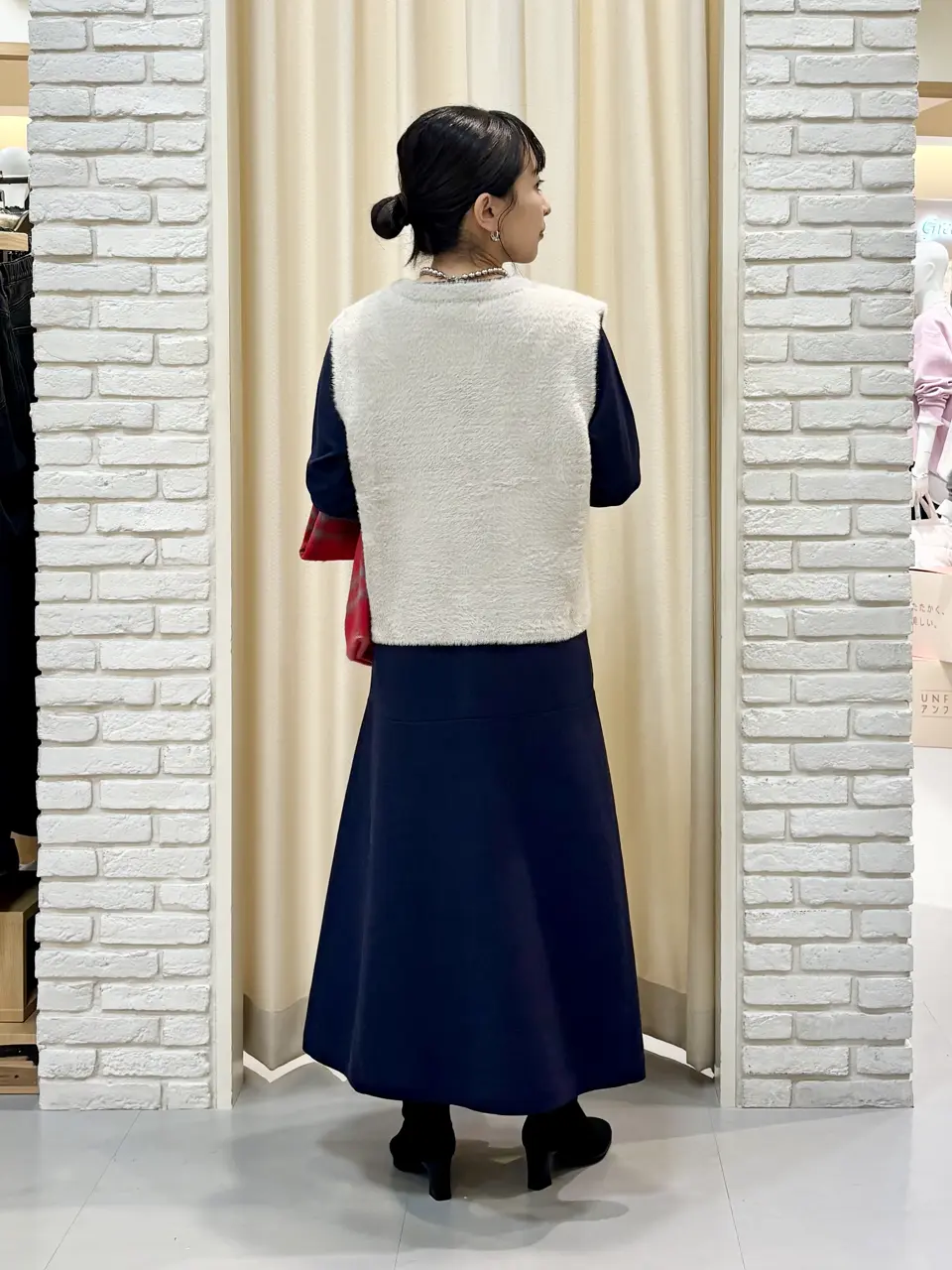 ONWARD CROSSET SELECT 服部 コーディネート画像