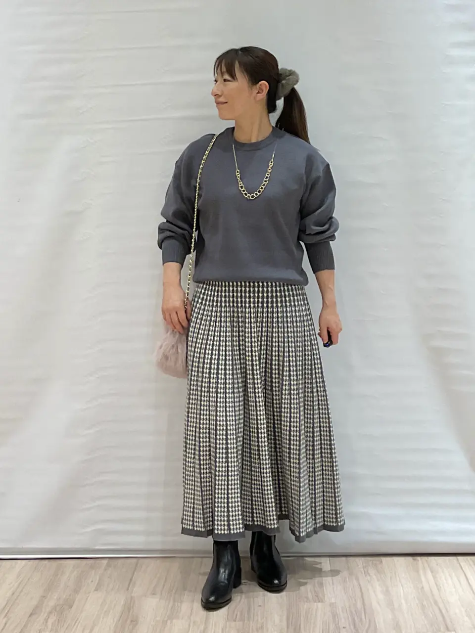  深田 コーディネート画像