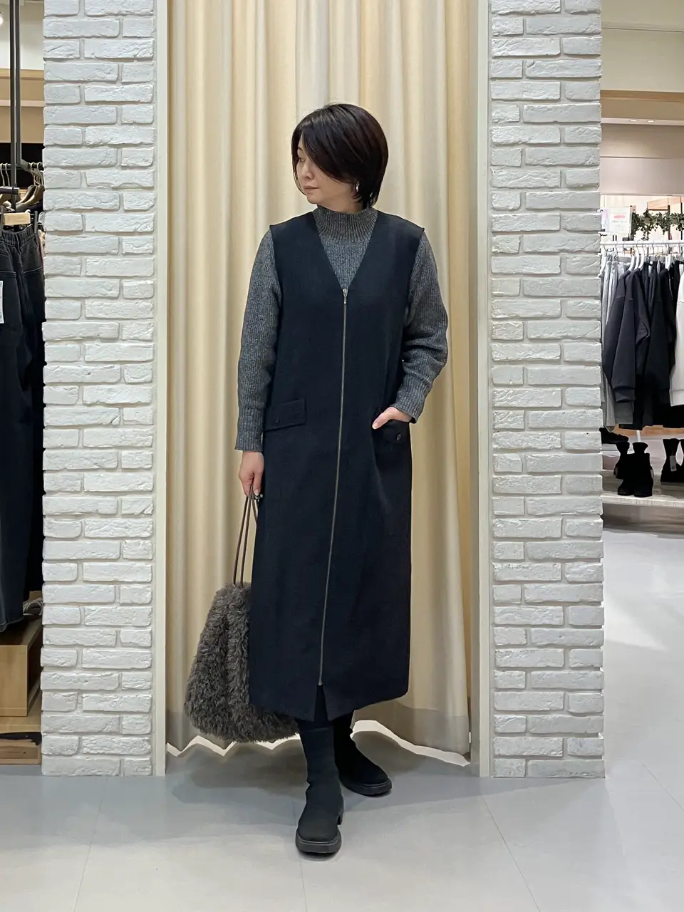 ONWARD CROSSET SELECT Tomi コーディネート画像