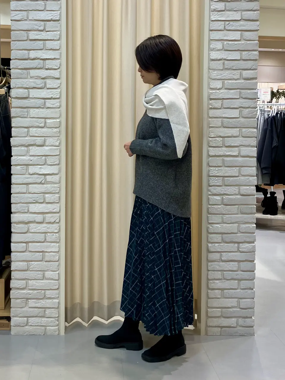 ONWARD CROSSET SELECT Tomi コーディネート画像