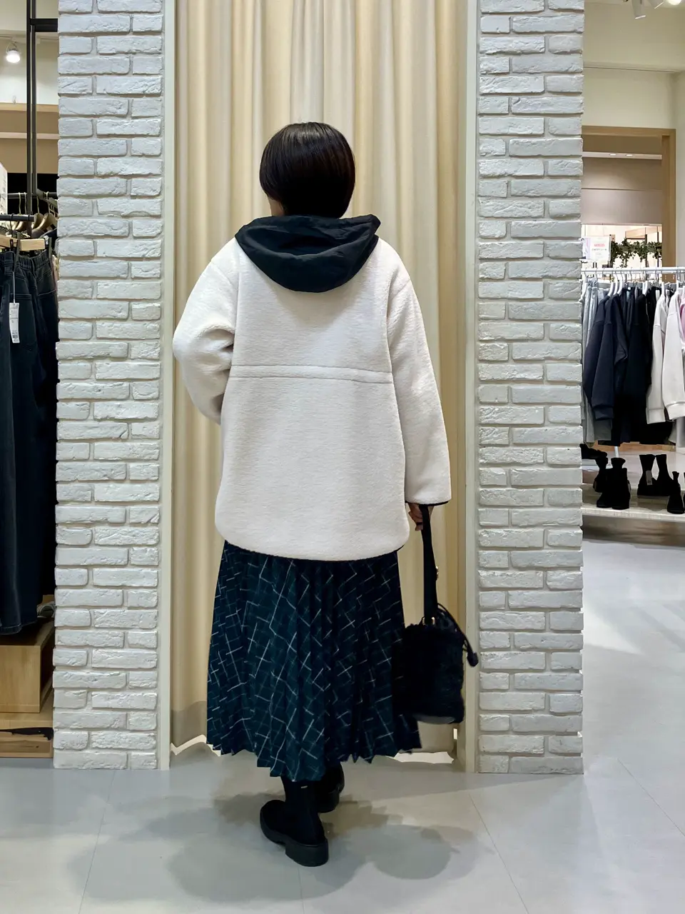 ONWARD CROSSET SELECT Tomi コーディネート画像