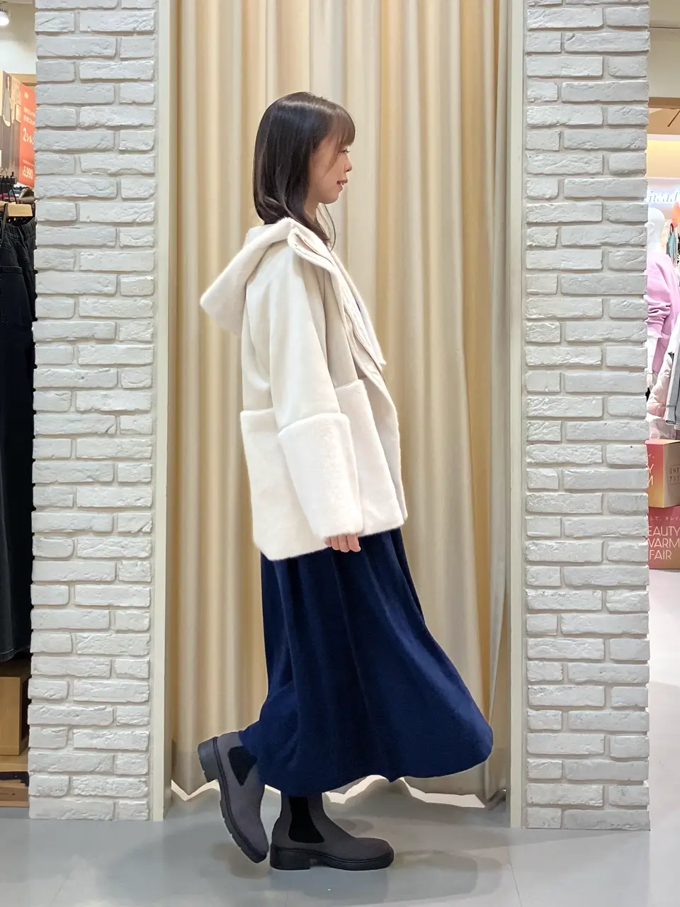 ONWARD CROSSET SELECT 檀 コーディネート画像