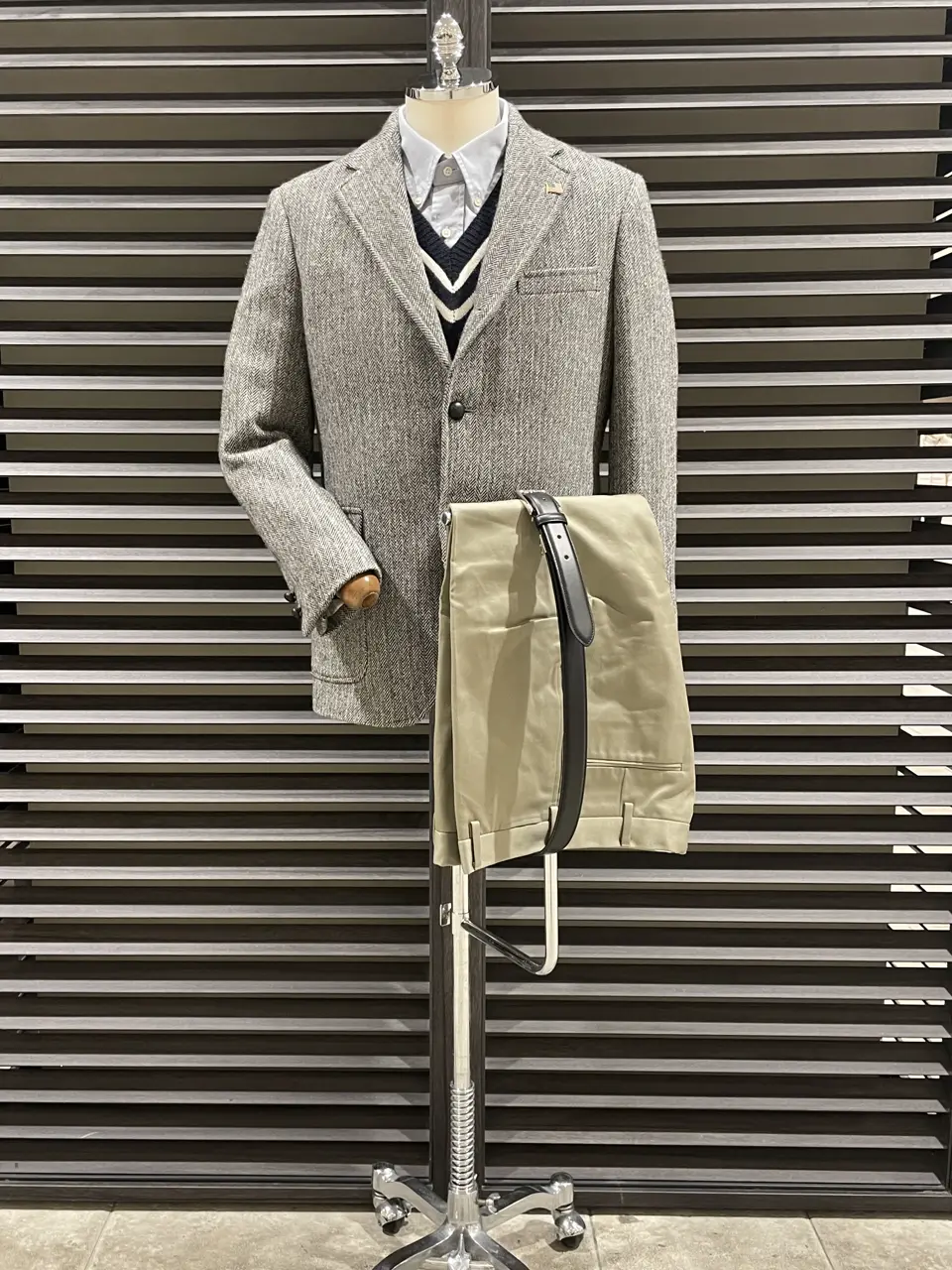 ONWARD CROSSET SELECT 鎌田悠希 コーディネート画像