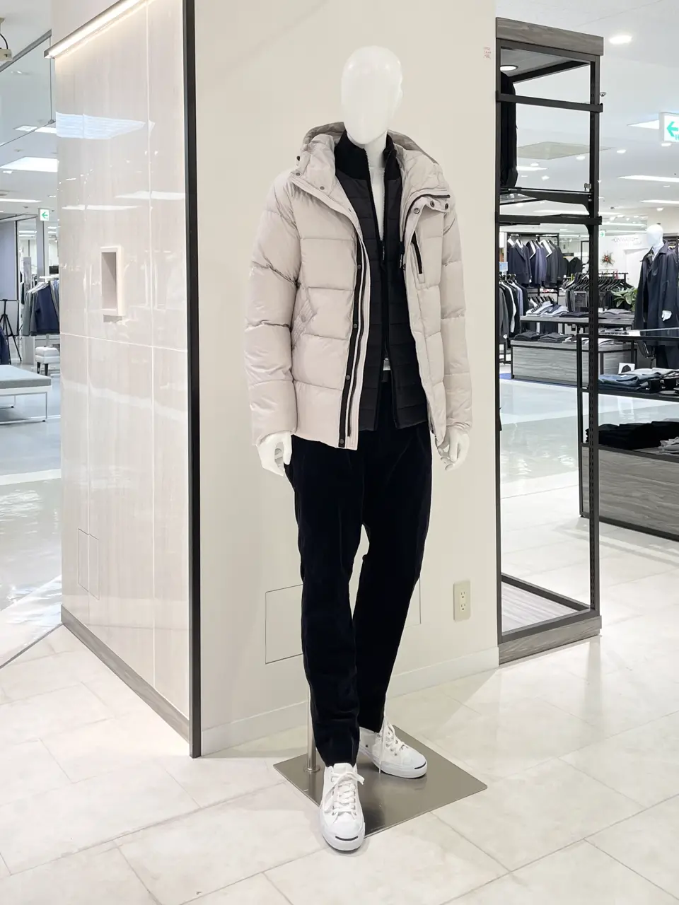  Sasaki コーディネート画像