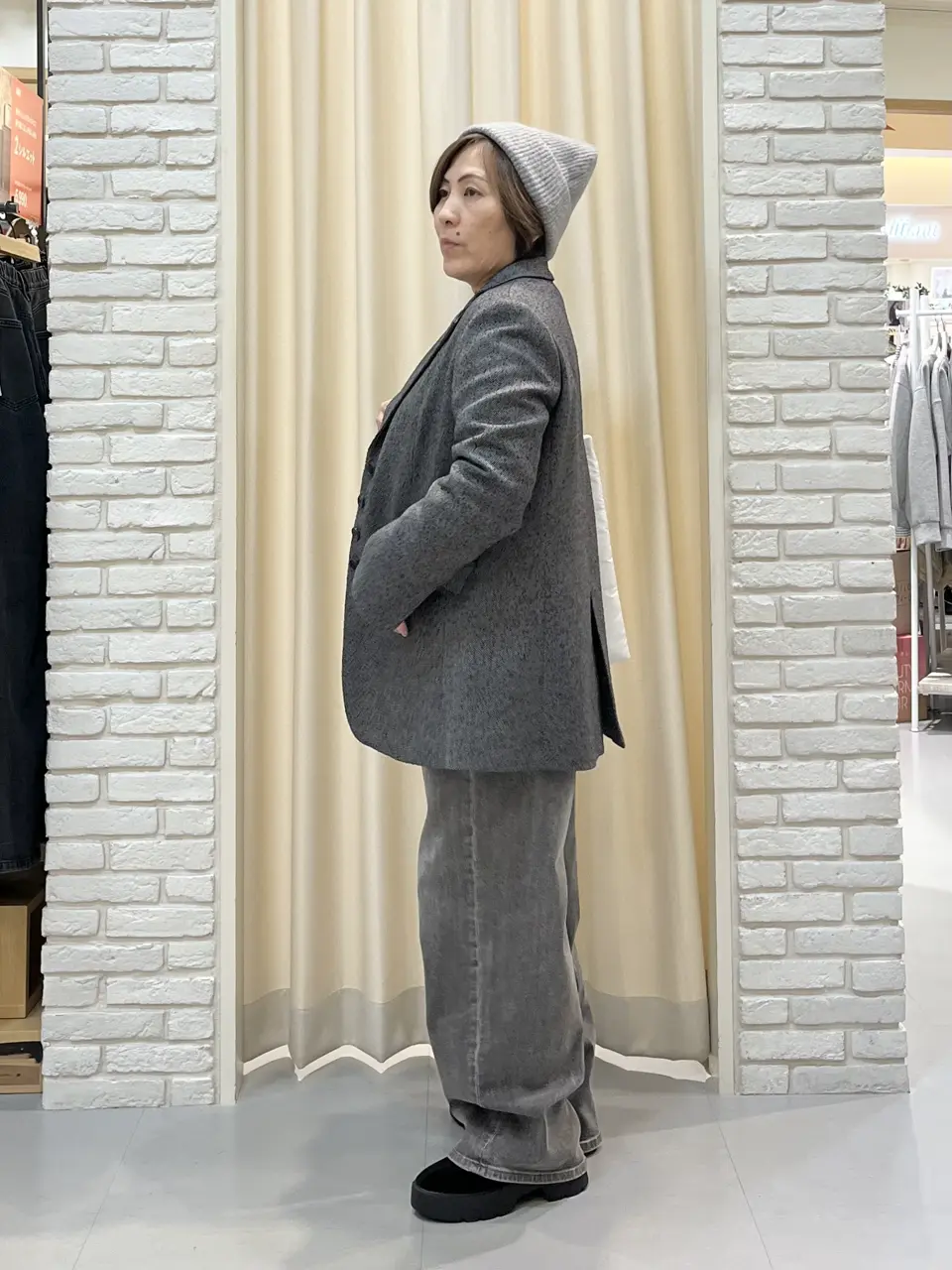 ONWARD CROSSET SELECT 吉田 コーディネート画像