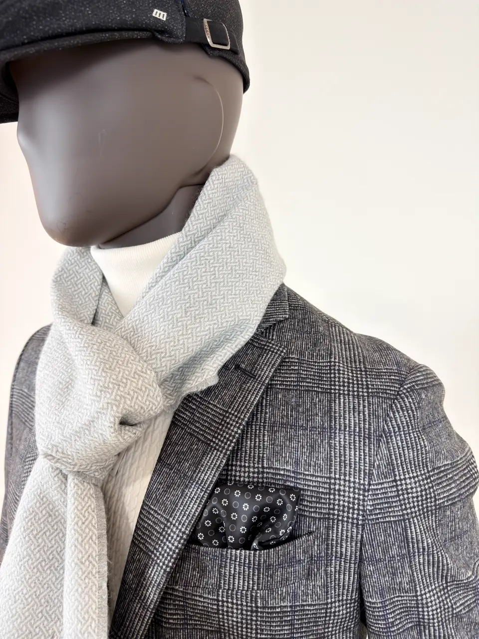 ONWARD CROSSET SELECT 岡田 コーディネート画像