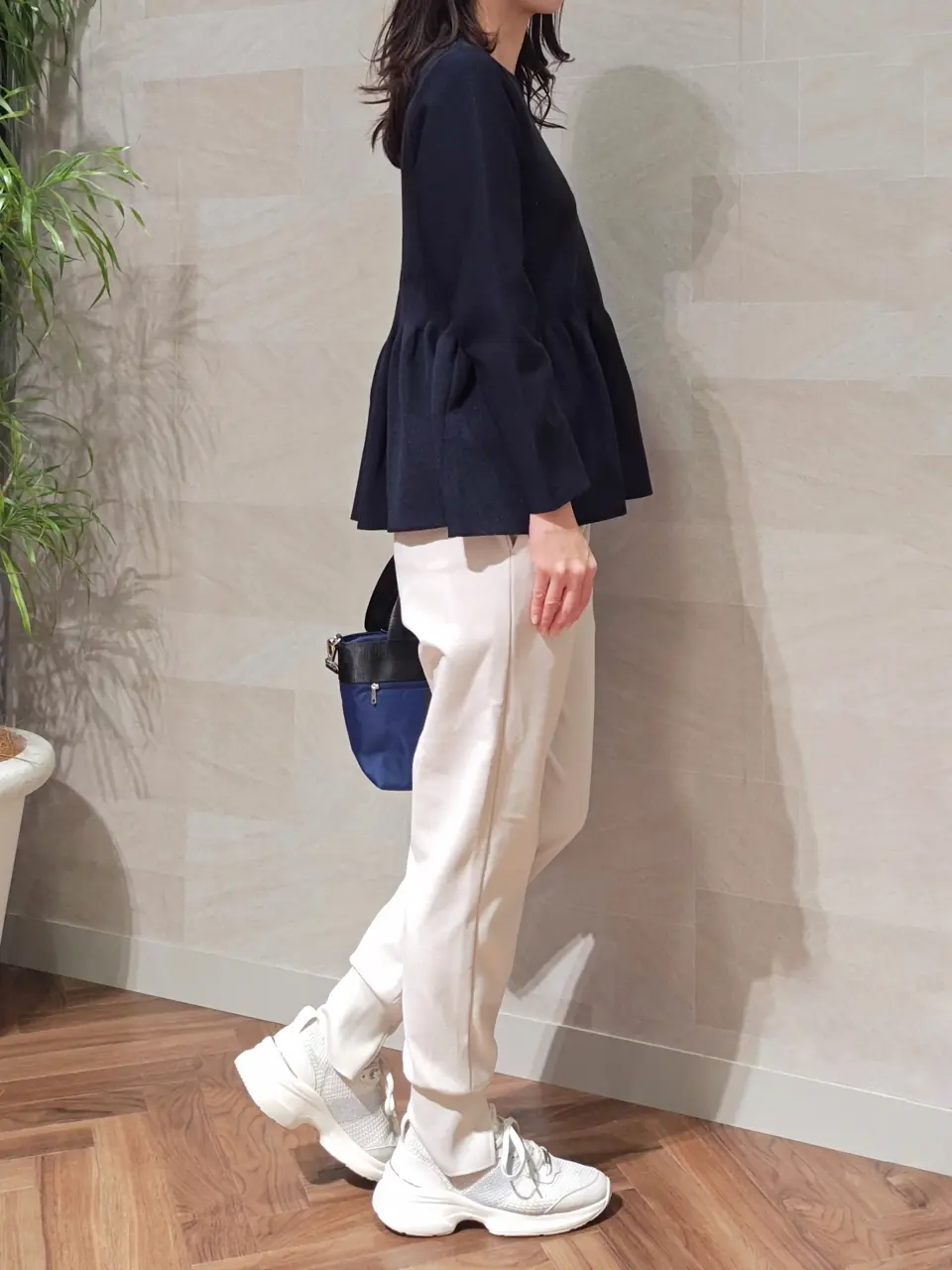 ONWARD CROSSET SELECT 浅岡 コーディネート画像