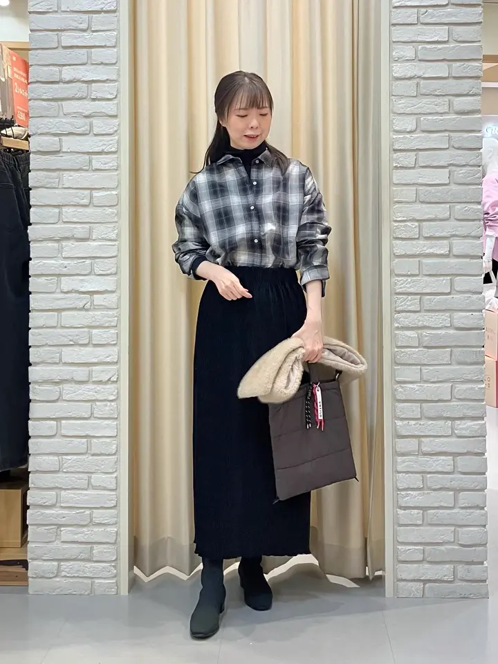 ONWARD CROSSET SELECT 檀 コーディネート画像