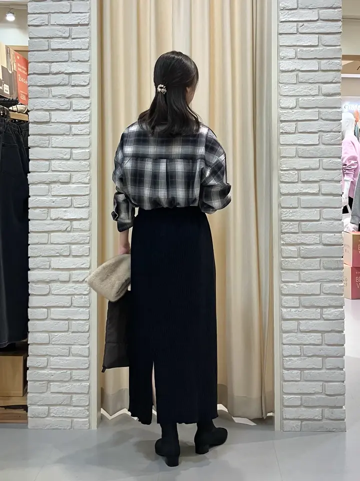 ONWARD CROSSET SELECT 檀 コーディネート画像