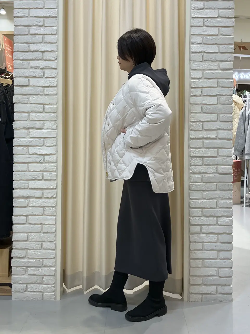 ONWARD CROSSET SELECT Tomi コーディネート画像