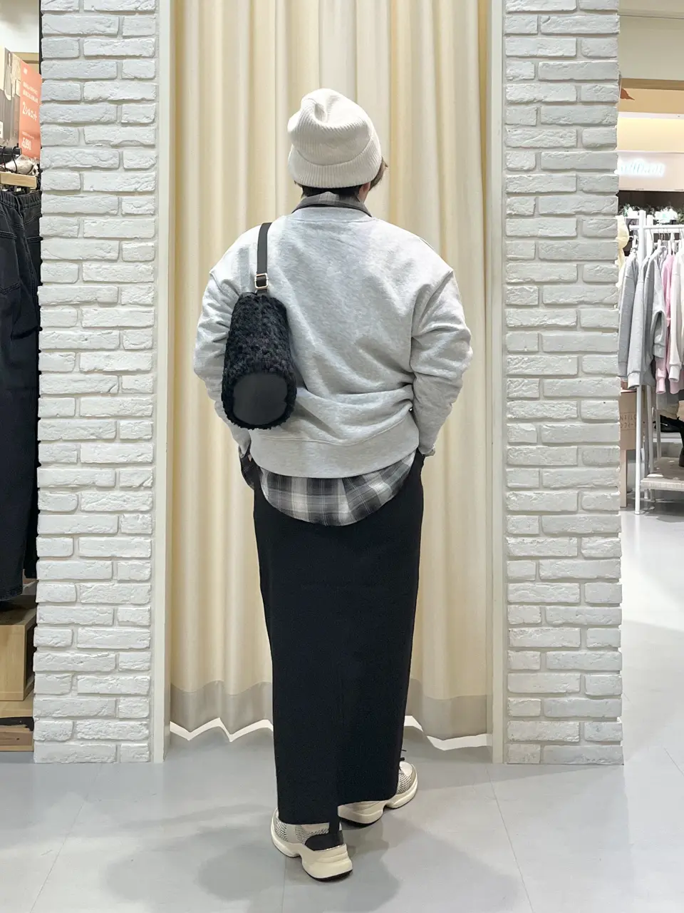 ONWARD CROSSET SELECT 吉田 コーディネート画像