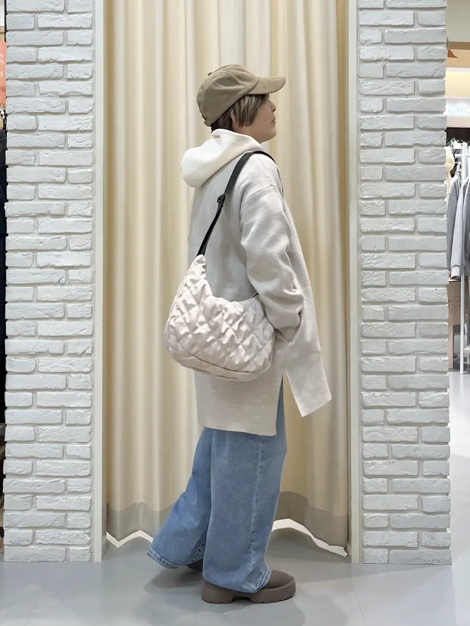 ONWARD CROSSET SELECT 吉田 コーディネート画像