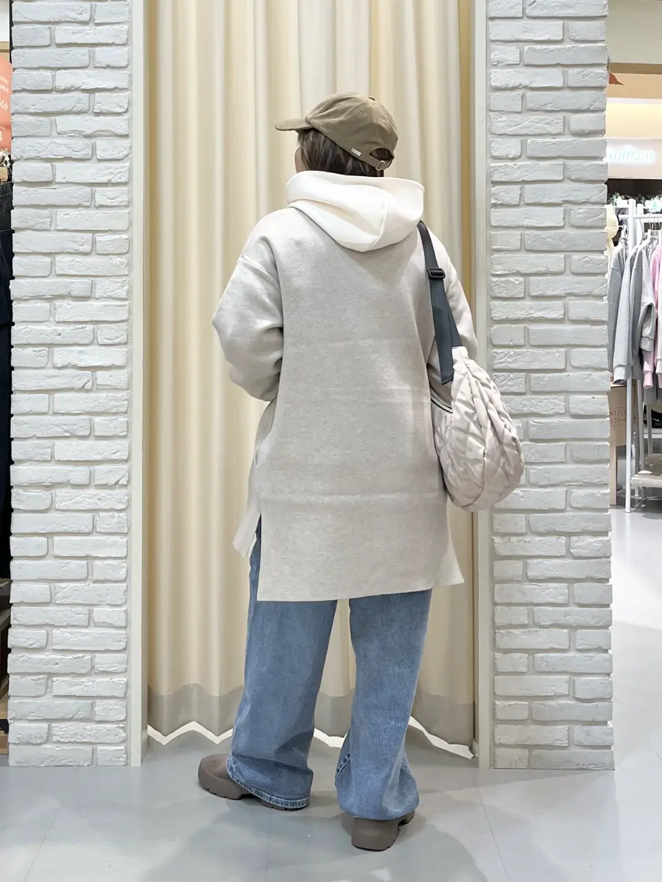 ONWARD CROSSET SELECT 吉田 コーディネート画像