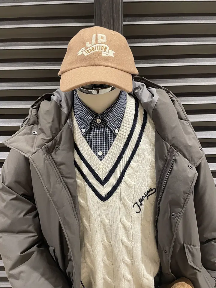 ONWARD CROSSET SELECT 鎌田悠希 コーディネート画像