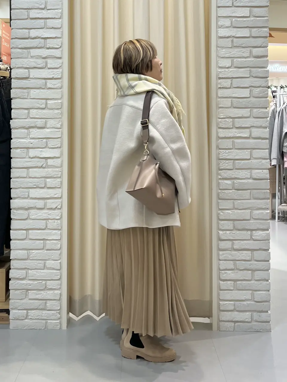 ONWARD CROSSET SELECT 吉田 コーディネート画像